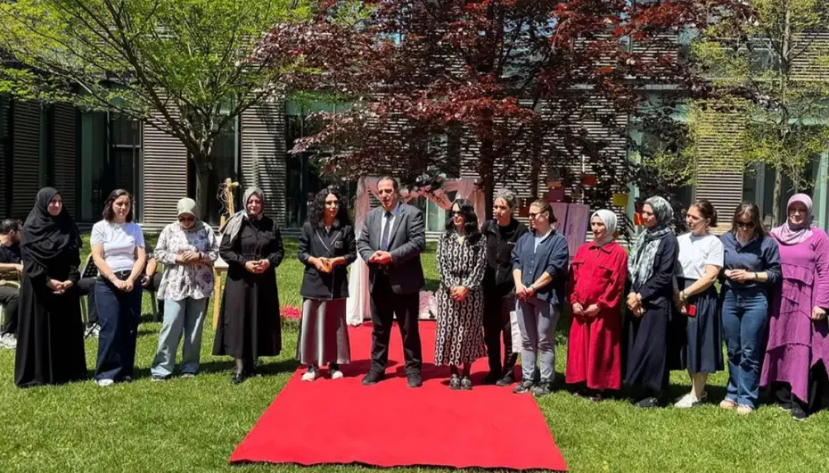 Sakarya'da özel gereksinimli bireylerin annelerine anneler günü sürprizi