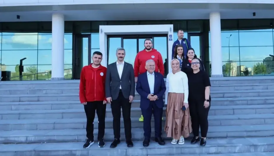Köşk Sosyal Yaşam Merkezi Başkan Büyükkılıç'ı ağırladı