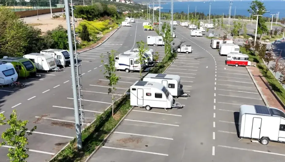 Darıca'da karavan denetimi... Kaydı olmayan karavanlar çekilecek