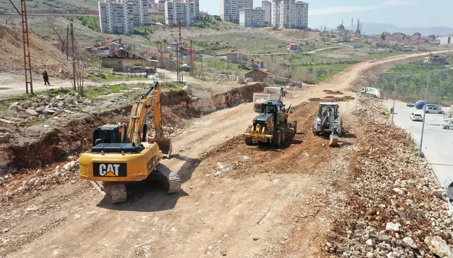 Malatya'da Beydağı ve Yamaç Mahalleleri modern yolla buluşuyor