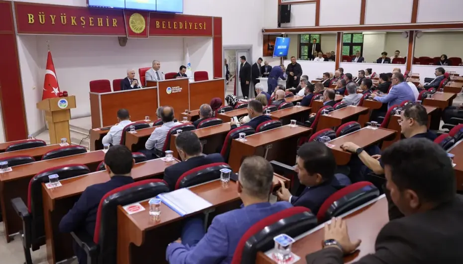 Sakarya Meclisi'nde 2025'in kesin hesabı kabul edildi