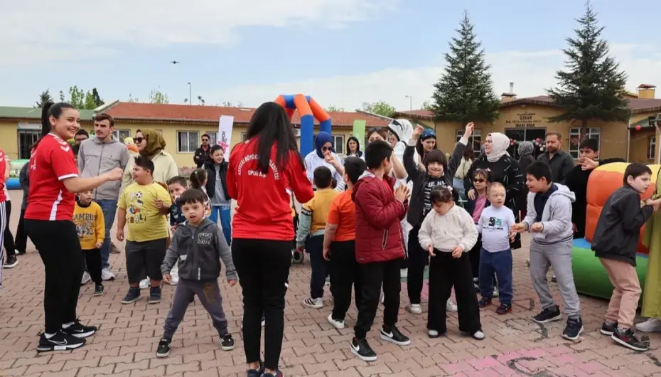 Kayseri Büyükşehir'den engelleri aşan özel etkinlik