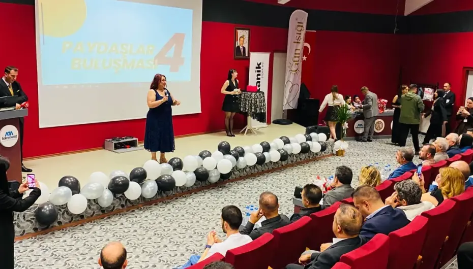 İletişim öğrencileri sektör temsilcileriyle buluştu