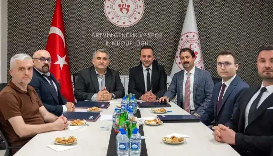 Artvin'de 'Aktif Yaş Alma ve Su Cimnastiği Projesi' hayata geçirildi