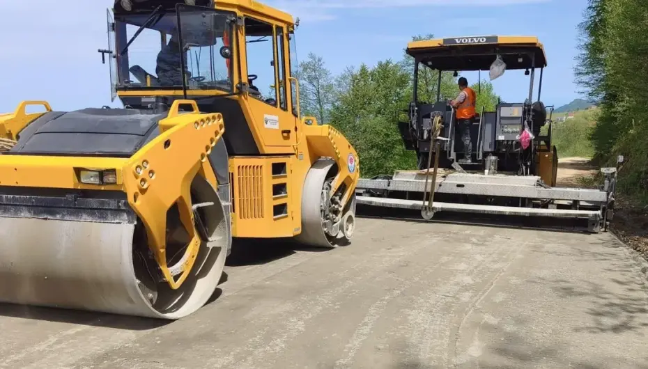 Trabzon’da yol çalışmaları aralıksız sürüyor