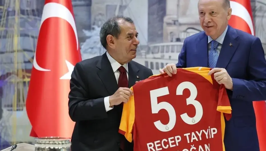 Cumhurbaşkanı Erdoğan’dan Galatasaray’a tebrik: Tarihi başarıya imza attınız