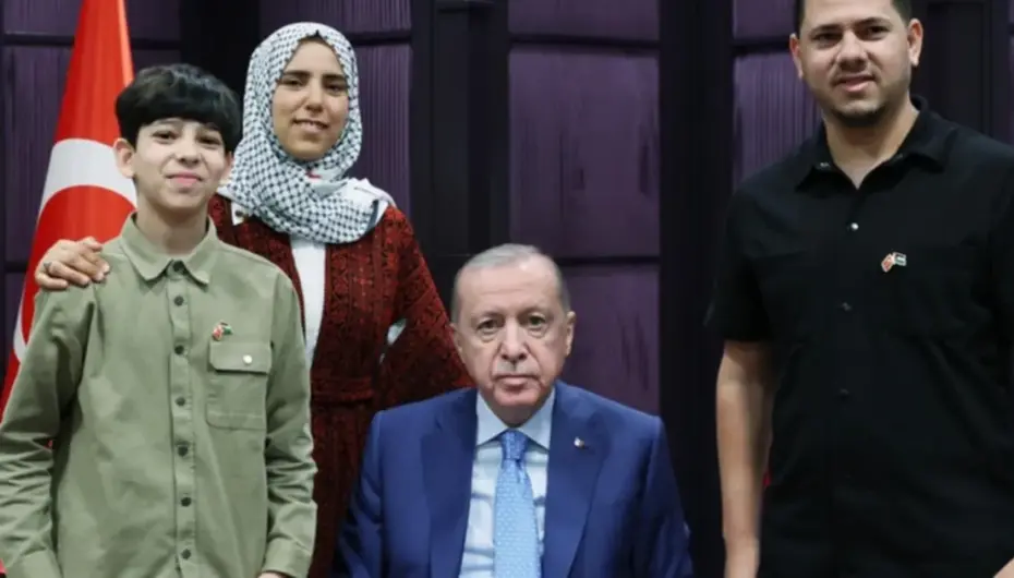 Cumhurbaşkanı Erdoğan, Gazzeli Ebu Cezer ve ailesini kabul etti