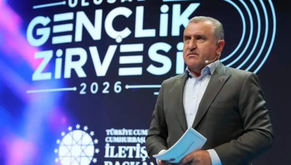 Bakan Bak’tan gençlere dezenformasyon uyarısı