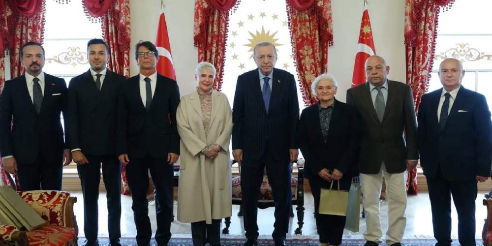 Cumhurbaşkanı Erdoğan, 27 Mayıs mağdurlarının ailelerini kabul etti