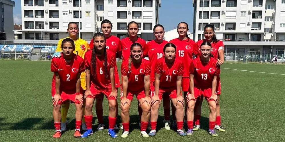 U16 Kız Milli Takımı turnuvaya 1 puanla başladı