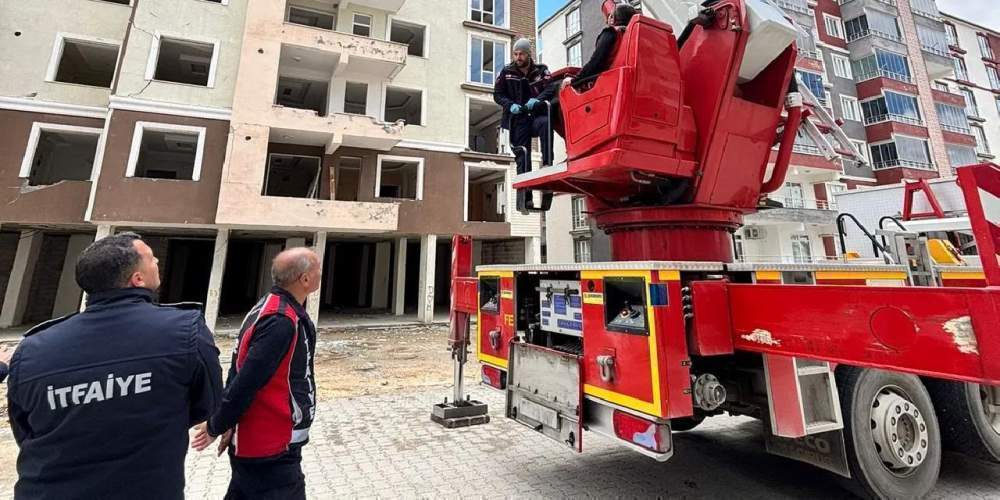 Kocaeli İtfaiyesi, tecrübesini Besni İtfaiyesi ile paylaştı