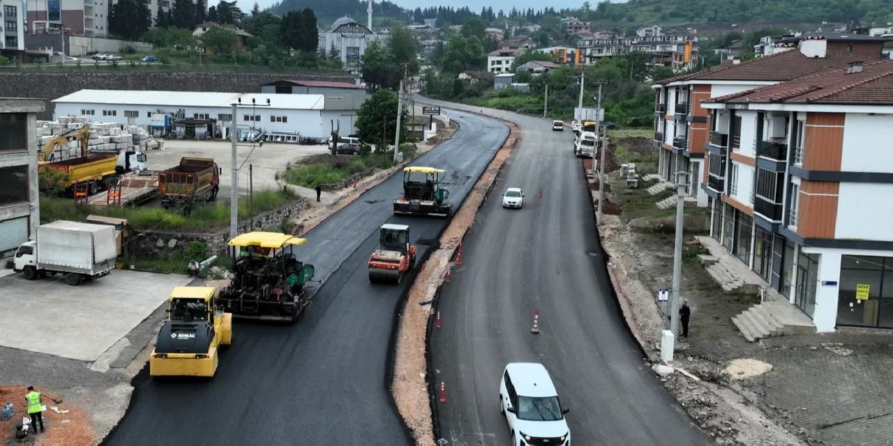 Büyükşehir’le yollar genişliyor, trafik rahatlıyor
