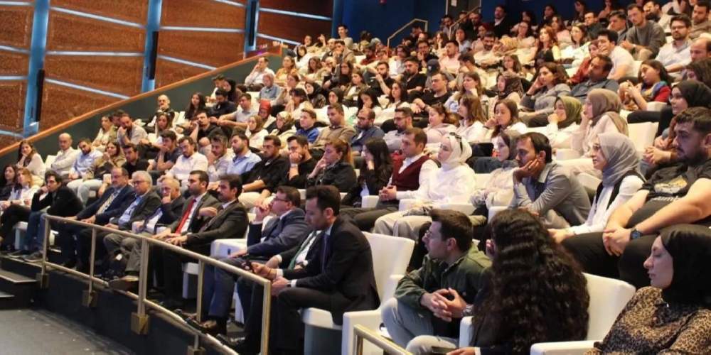 1416 bursiyerleri New York Türkevi'nde buluştu