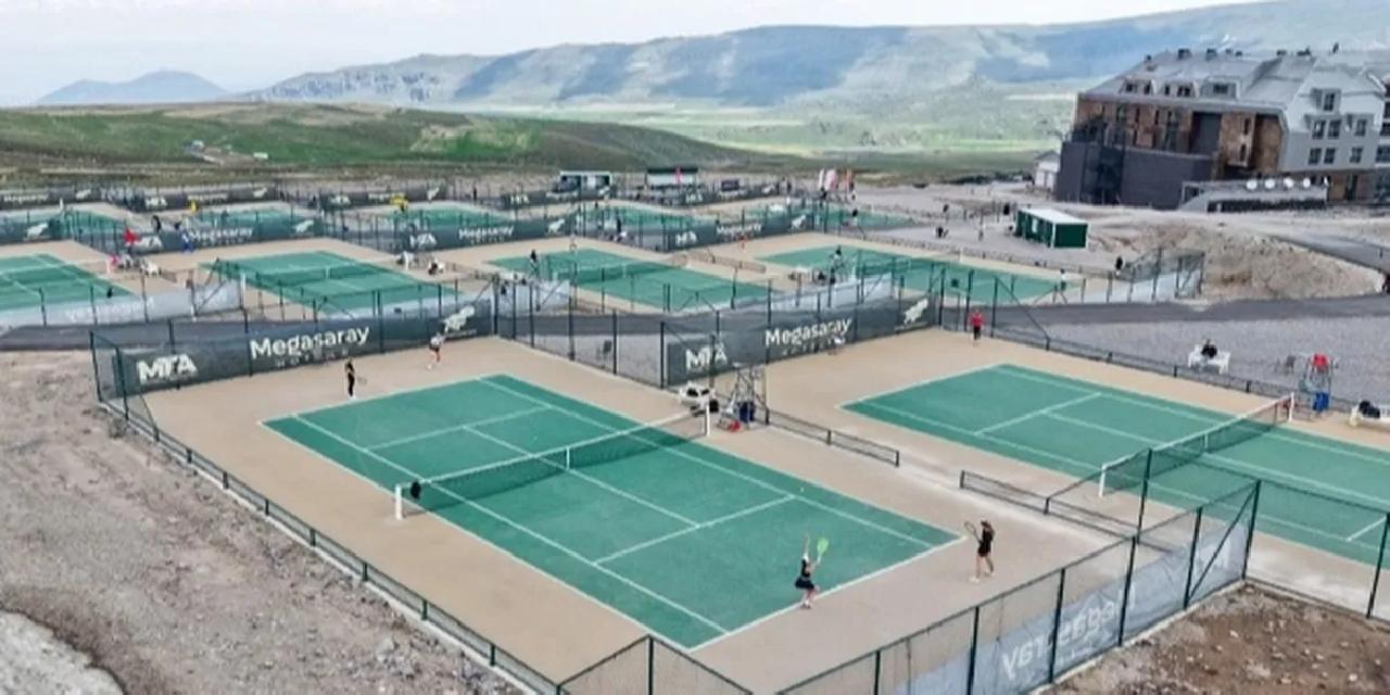 Kayseri Erciyes'te Dünya Tenis Turu heyecanı
