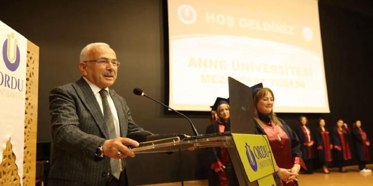 Ordu'da Anne Üniversitesi’nde ikinci dönem mezuniyet sevinci