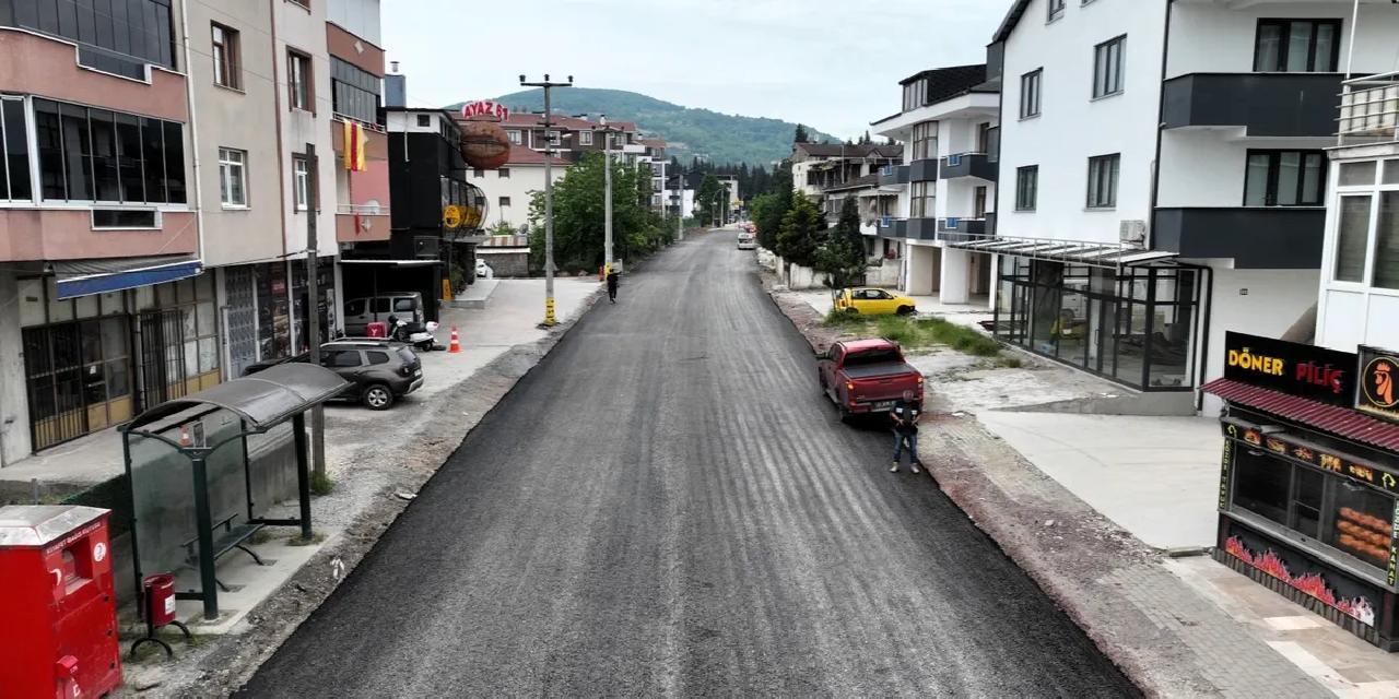 Kocaeli Büyükşehir’den Gölcük’te asfalt yenileme