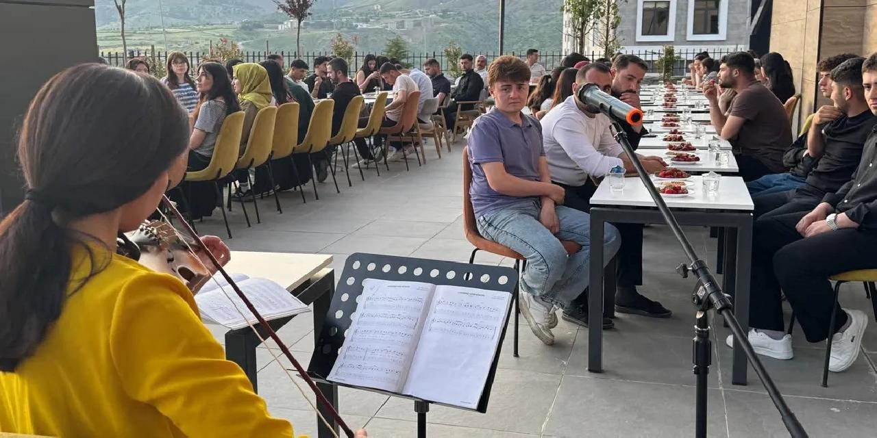 Batman Sason'da gençler YKS öncesi moral buldu