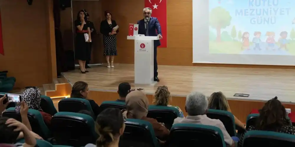 Ankara Keçiören'de ÇEM öğrencilerinden yıl sonu sergisi