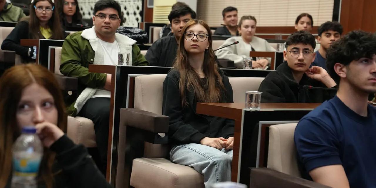 Ankara Keçiören’de stajyerlere geleceğe yön verecek eğitim