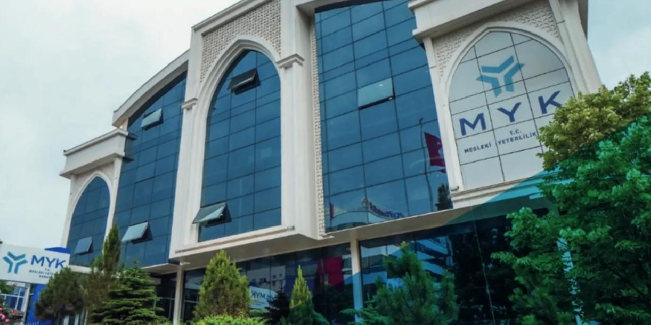 İki yeni Ulusal Meslek Standardı yürürlüğe girdi... Gençlik çalışanlığına resmî statü
