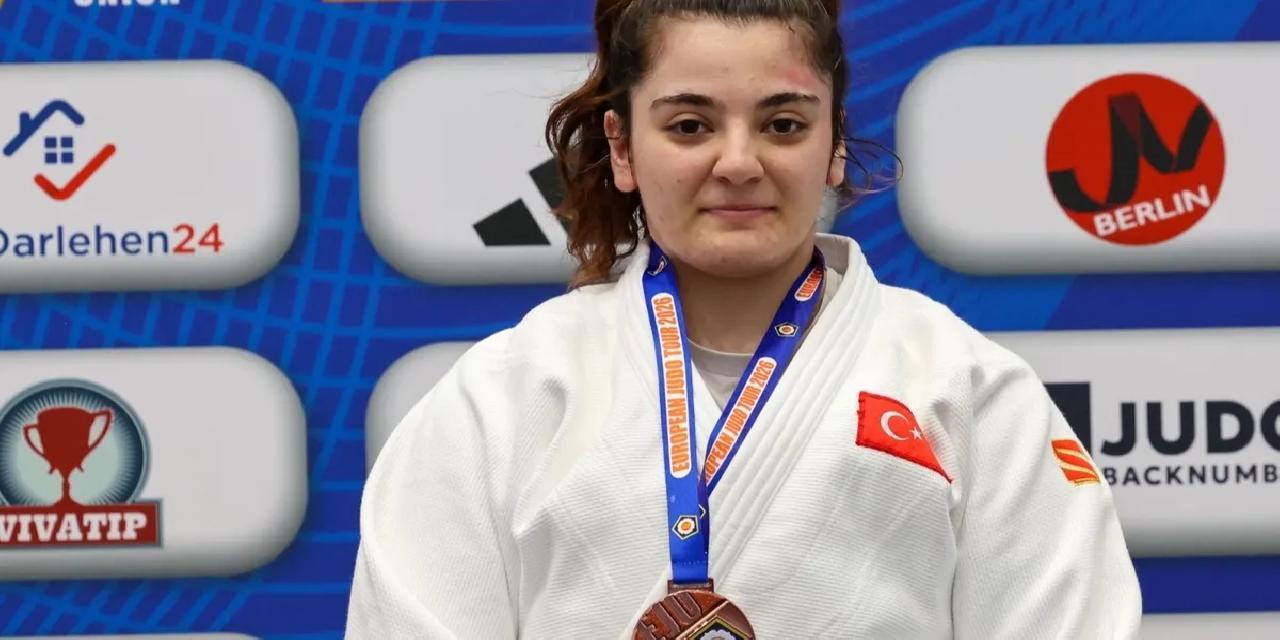 İzmirli Sema Avrupa Kupası’nda kürsüde
