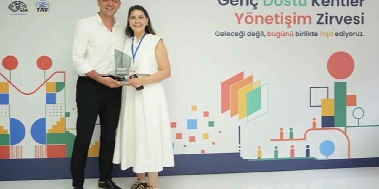 Denizli Büyükşehir Belediyesi’ne genç dostu kent ödülü