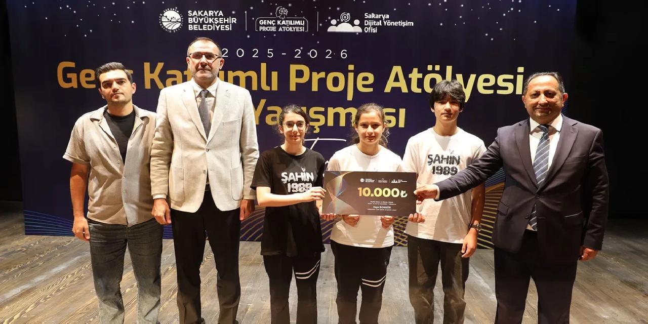 Sakarya'da genç katılımlı proje fikirleri ödüllendirildi