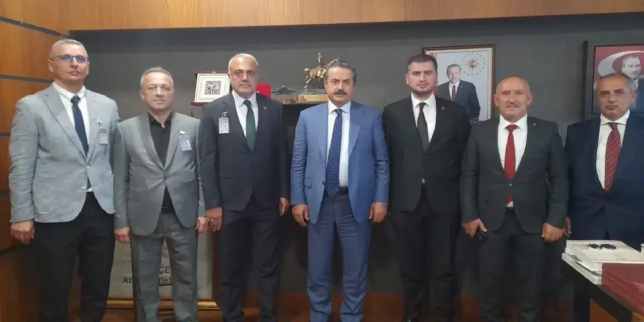 AK Parti Artvin İl Başkanlığı'ndan Milletvekili Çelik’e ziyaret