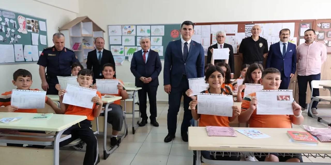 Artvin’de 22 bin 592 öğrenci karne heyecanı yaşadı
