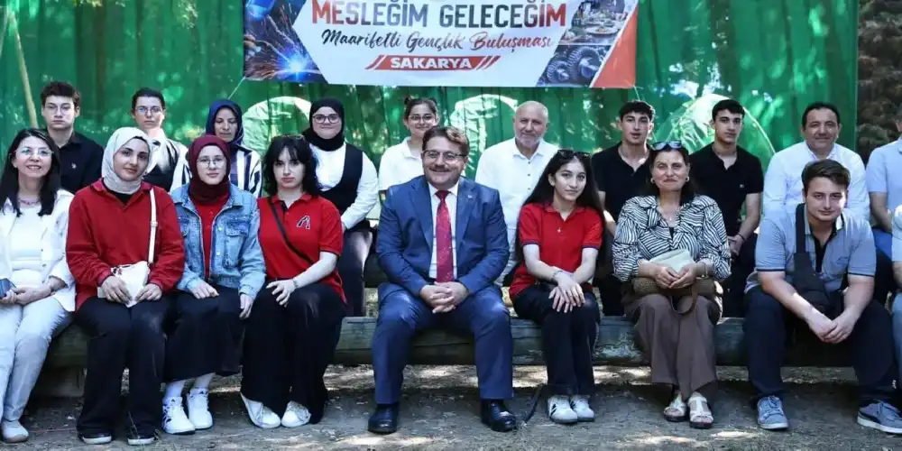 Sakarya'da 'Mesleğim Geleceğim, Marifetli Gençlik Buluşması' gerçekleştirildi