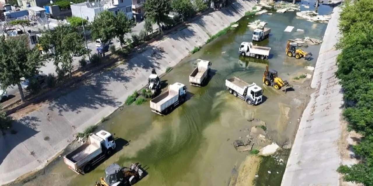 ASKİ, Sarıçam Deresi’nde kapsamlı temizlik başlattı