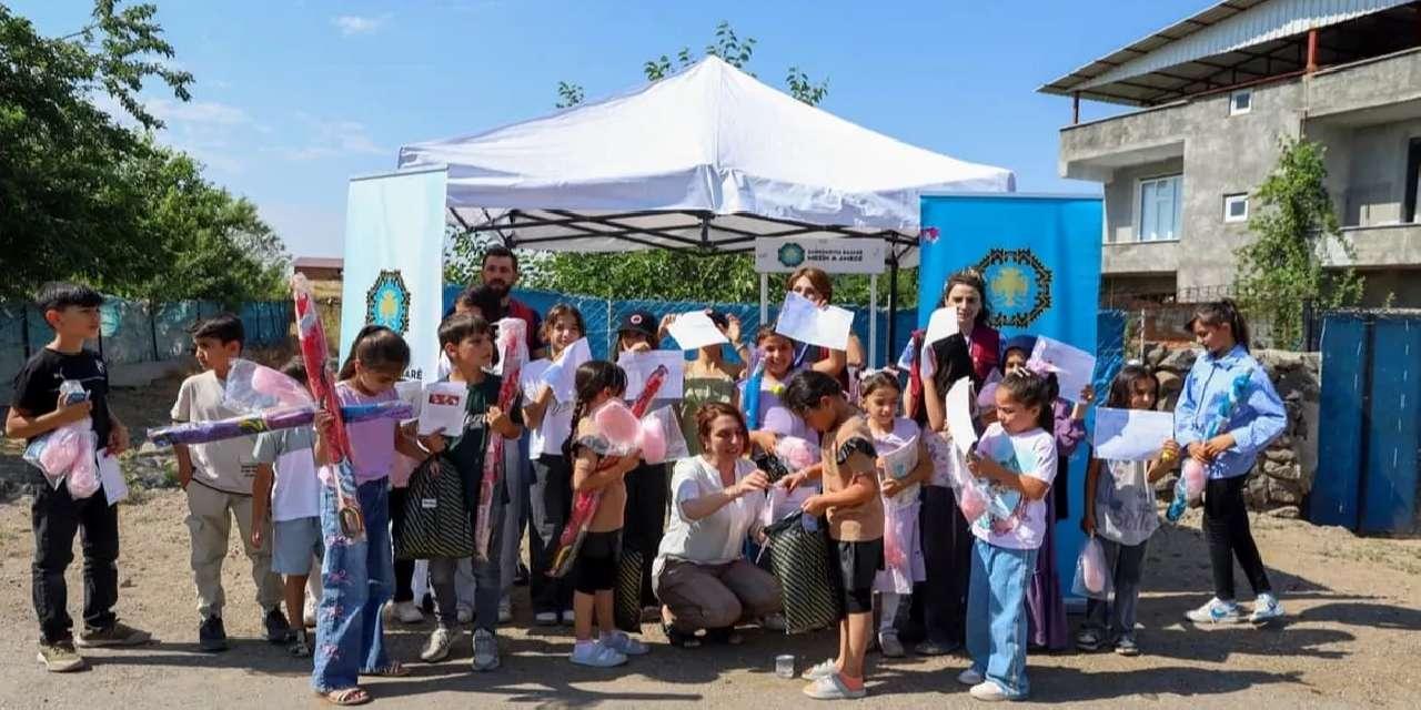Diyarbakır'da karne gününde çocuklara sürpriz etkinlik