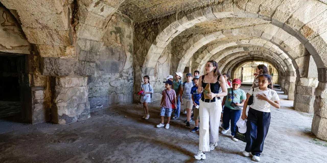 İzmir’in mirası çocuklarla geleceğe taşınıyor