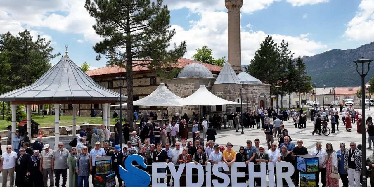 Konya Büyükşehir'den il genelindeki emeklilere kültür turu... İlk gezi Seydişehir ve Beyşehir'e