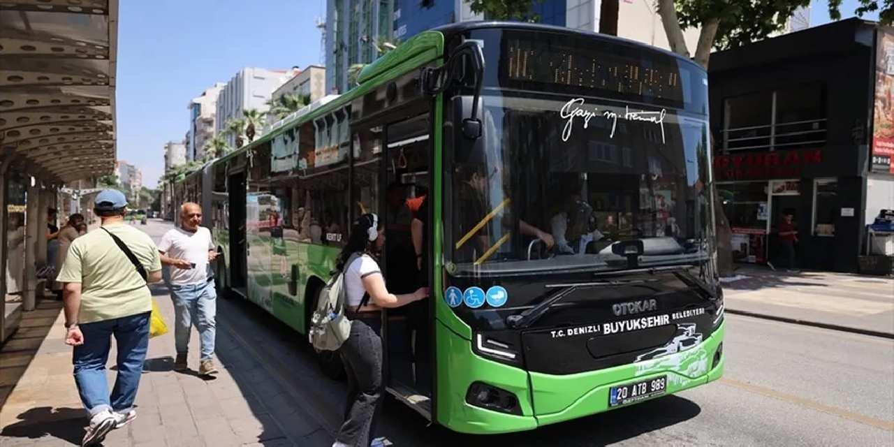 Denizli'de ulaşım desteğinden binlerce öğrenci faydalandı