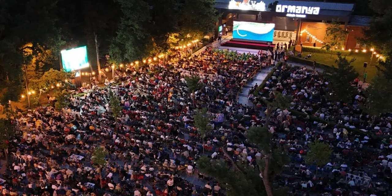 Ormanya’da “Buz Devri” filmine rekor katılım