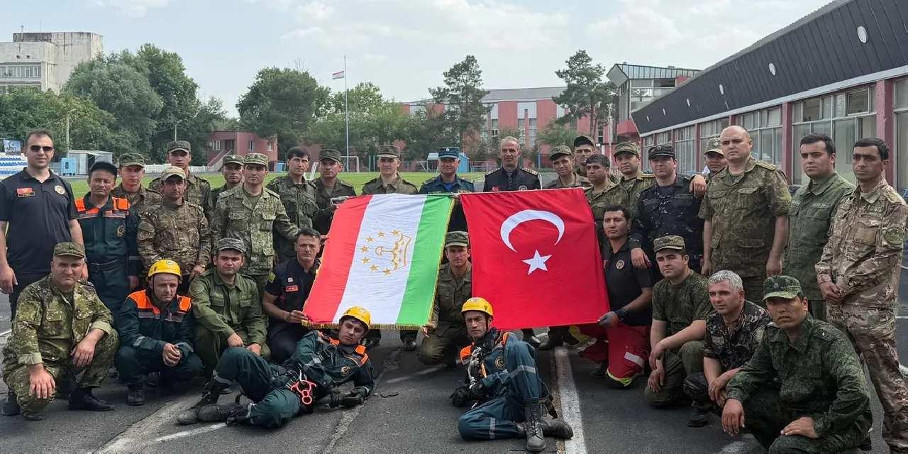 Konya Büyükşehir’den Tacikistan’da yüksek katlı yapılara müdahale eğitimi