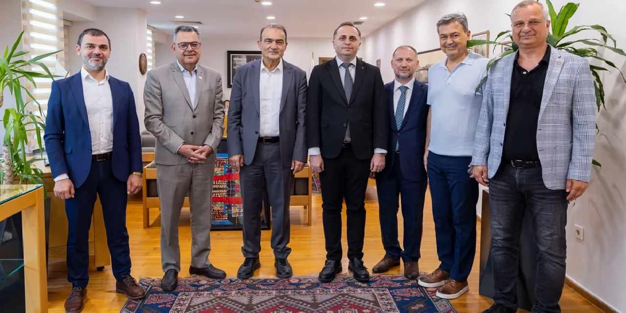 İzmir'in ulaşım modeli uluslararası takdir topladı