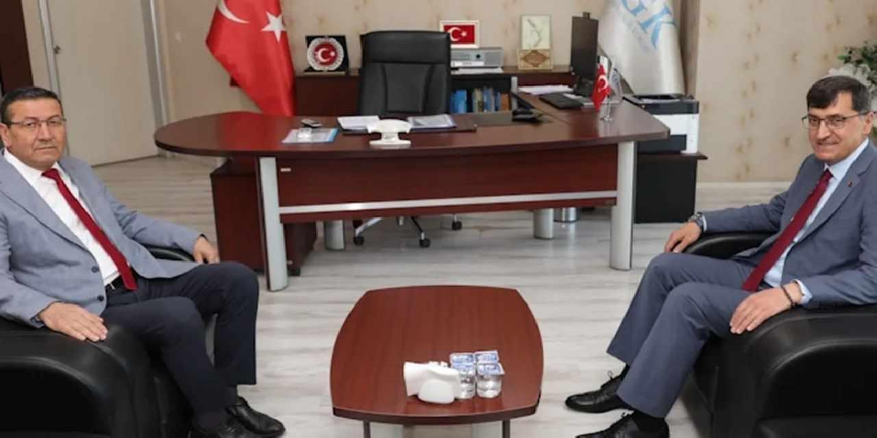 Kütahya'da Başkan Kahveci’den SGK İl Müdürü Sayar’a nezaket