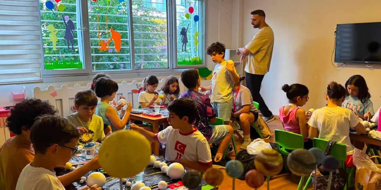 Maltepeli çocuklar tatilde eğlenerek öğreniyor
