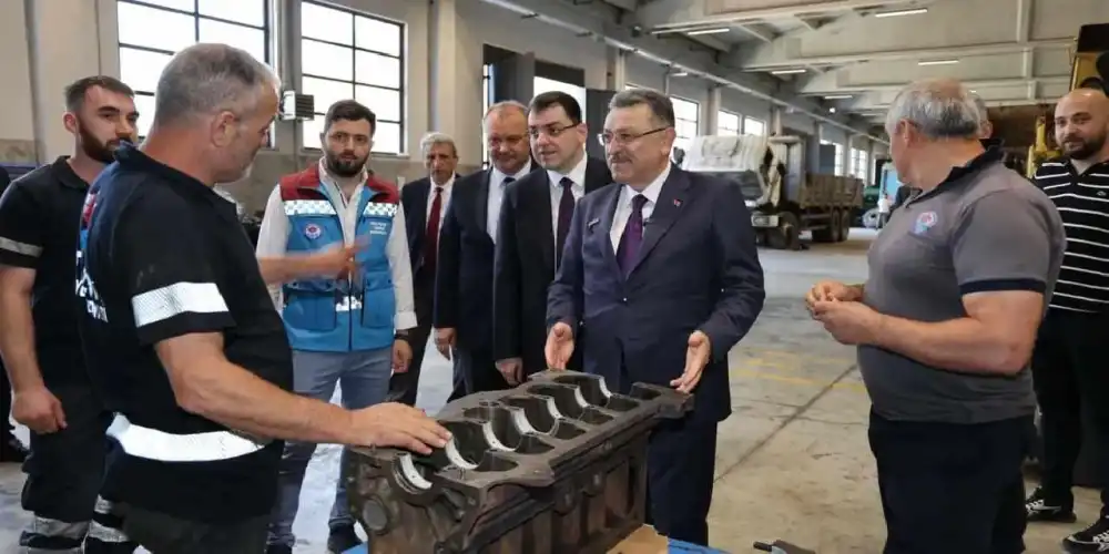 Trabzon’da Başkan Genç personelle Bulak Yerleşkesi'nde buluştu