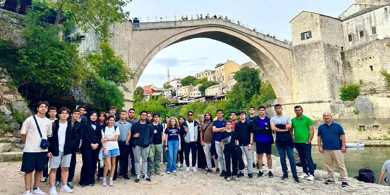 Gaziantepli LGS şampiyonlarına Bosna Hersek ödülü