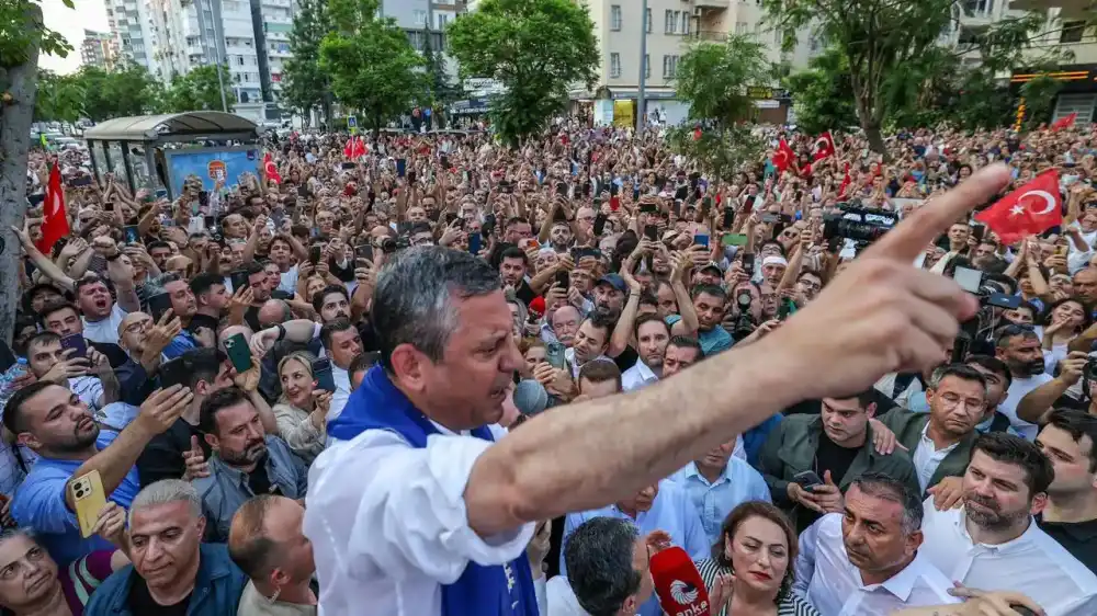 CHP Grup Başkanı Özel: Çok yakında bir yol açacağız