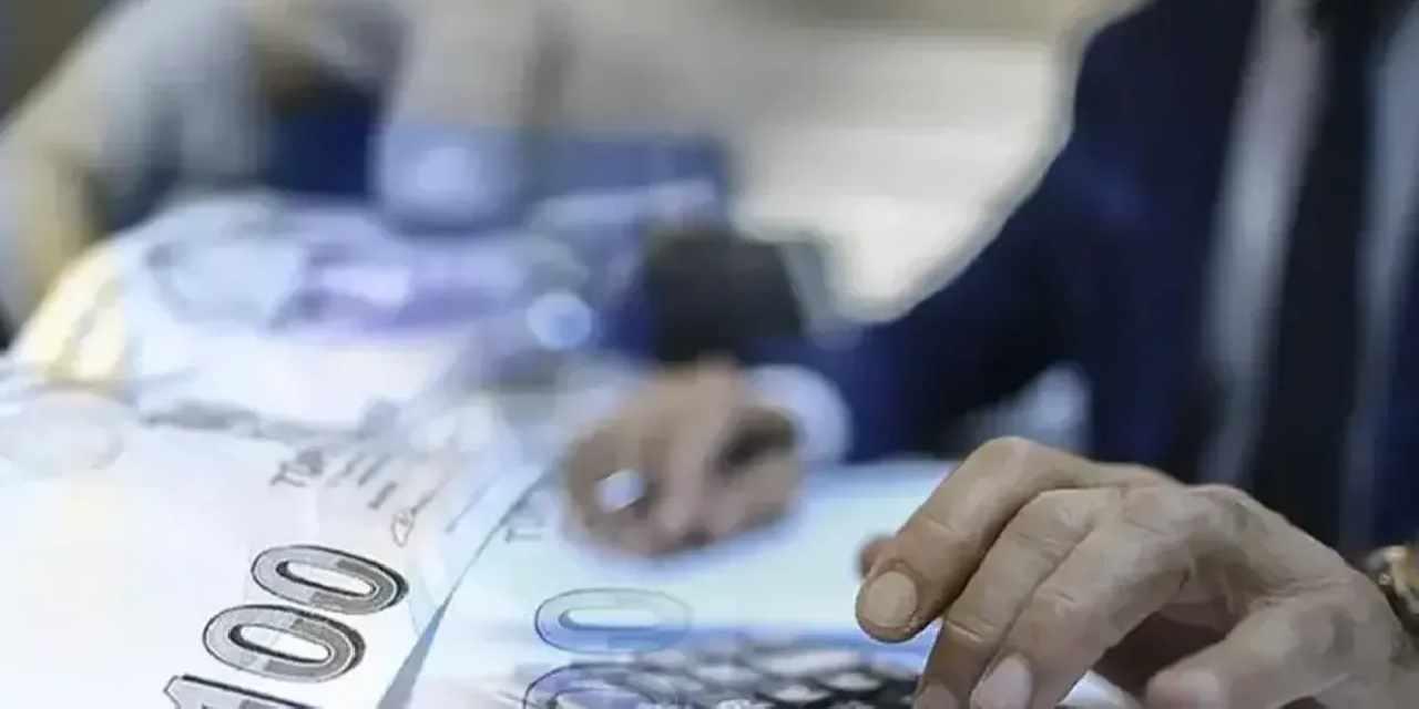 MEB'de yöneticilere ek tazminat düzenlemesi... 20 yılını doldurana yüzde 50 artış