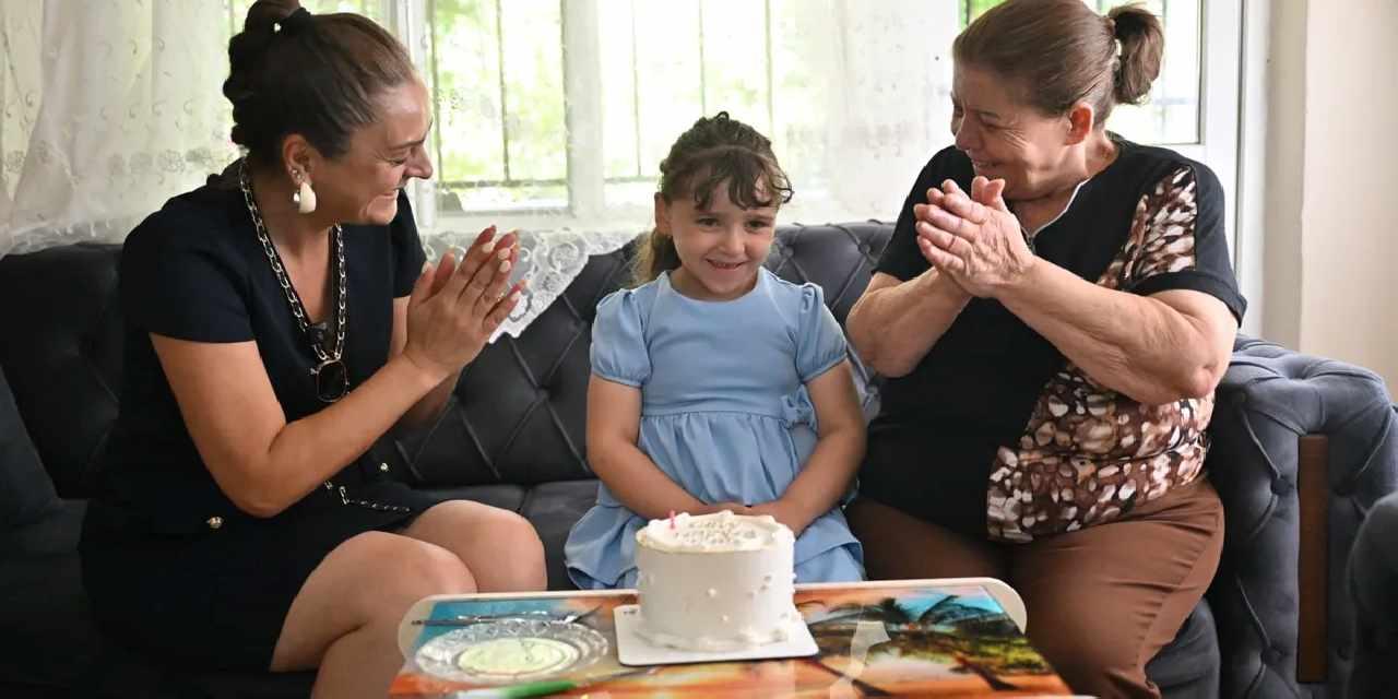 Başkan Dutlulu’dan Minik Mina’ya doğum günü sürprizi