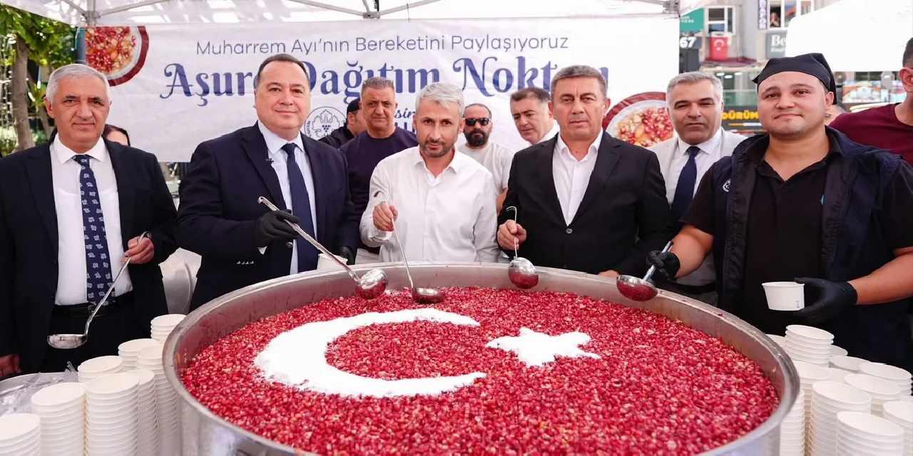 Manisa Büyükşehir’den 20 bin kişiye aşure ikramı