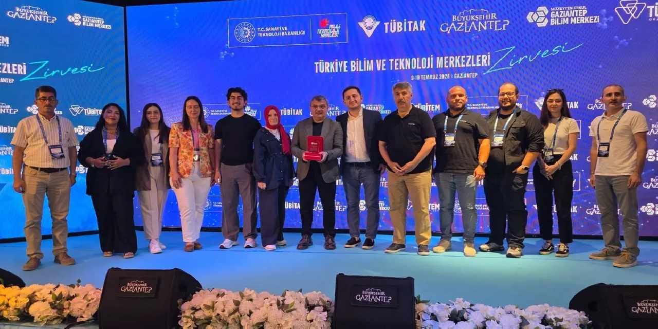 Kocaeli Büyükşehir'in bilim vizyonuna ödül