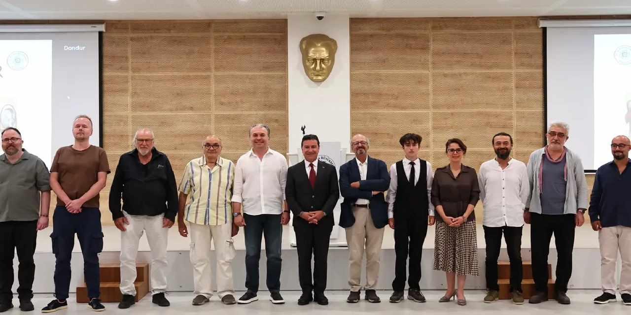 Muğla’da Karikatür Yarışması ödülleri sahiplerini buldu