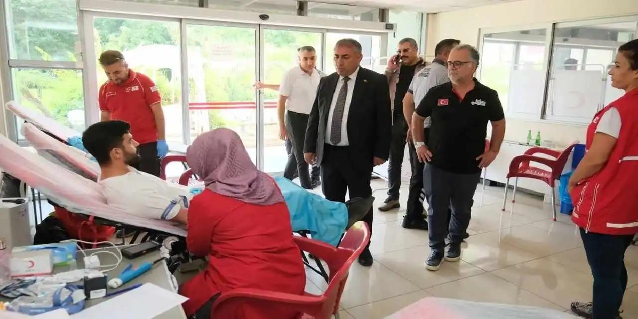 Adana'da belediyeden kan bağışı kampanyası