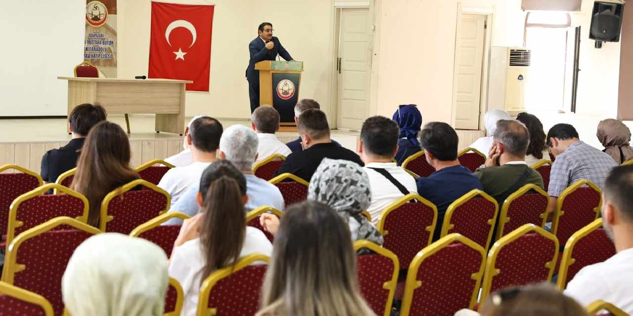 Sakarya’da Eğitim Kurumları Yönetici Yetiştirme Programı başladı